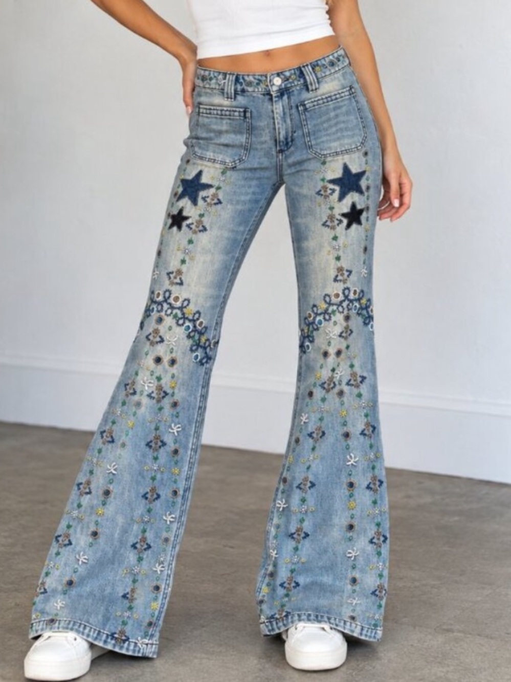 Free People Delphine Celestial Embroidered Star Flare Jeans 28